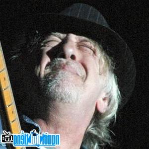 Guitar Brad Whitford's Latest Picture