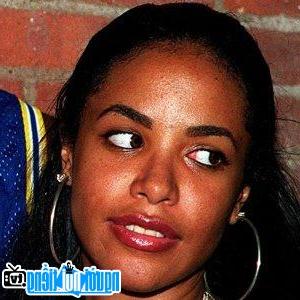 Latest Picture of R&B Singer Aaliyah