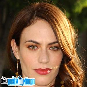 A Portrait Picture Of Female TV actress Maggie Siff