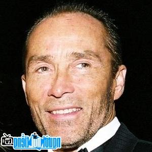 Latest picture of Country singer Lee Greenwood