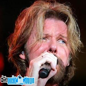Latest Picture of Country Singer Ronnie Dunn