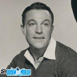 A Portrait Picture Of Male Actor Gene Kelly