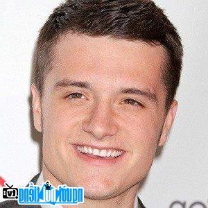 A New Picture of Josh Hutcherson- Famous Kentucky Actor