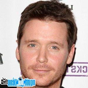 A New Picture of Kevin Connolly- Famous New York TV Actor