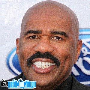 Latest Picture of Comedian Steve Harvey