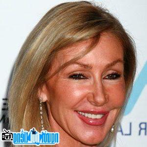 Latest Picture Of Actress Linda Thompson