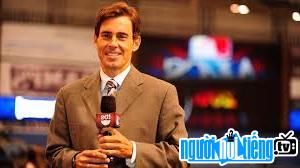 Journalist Tom Verducci in a show