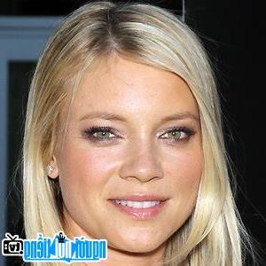 Foot photo content Amy Smart