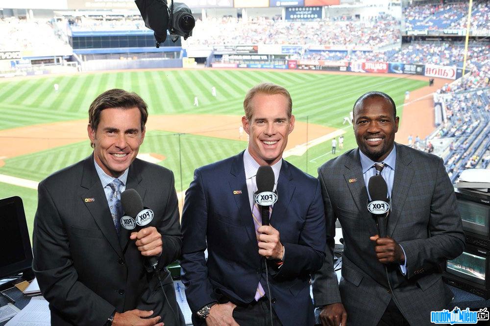 Picture of Journalist Tom Verducci with colleagues before the match