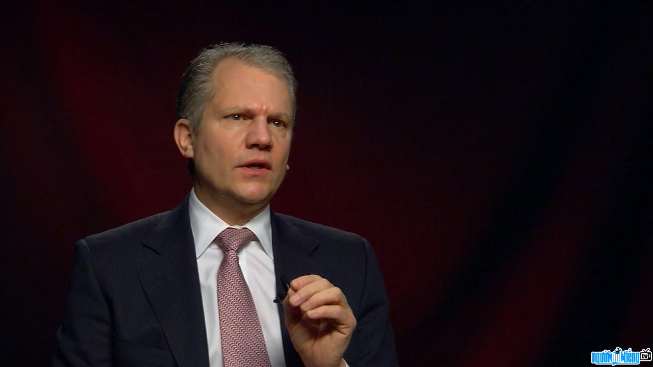 Arthur Ochs Sulzberger Jr. - nhà xuất bản của tờ New York Times