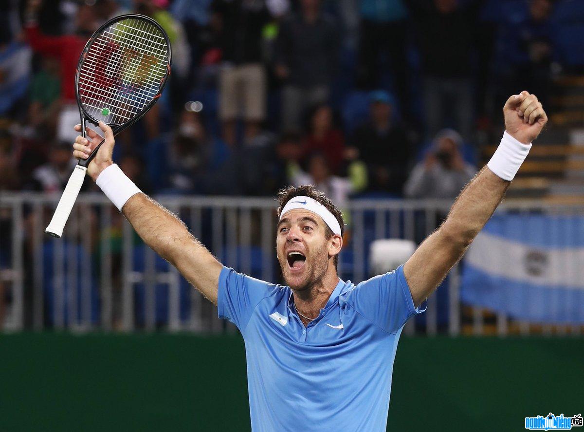 Niềm vui chiến thắng của vận động viên tenis Juan Martin del Potro