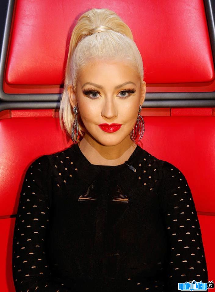 Chân dung Ca sĩ nhạc pop Christina Aguilera
