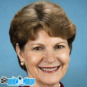 Image of Jeanne Shaheen