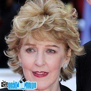 A New Picture of Patricia Hodge- Famous British TV Actress