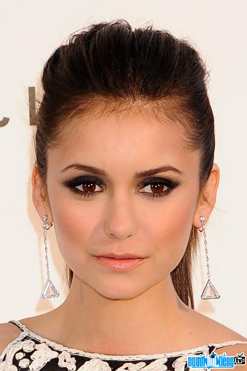 Latest picture of TV Actress Nina Dobrev