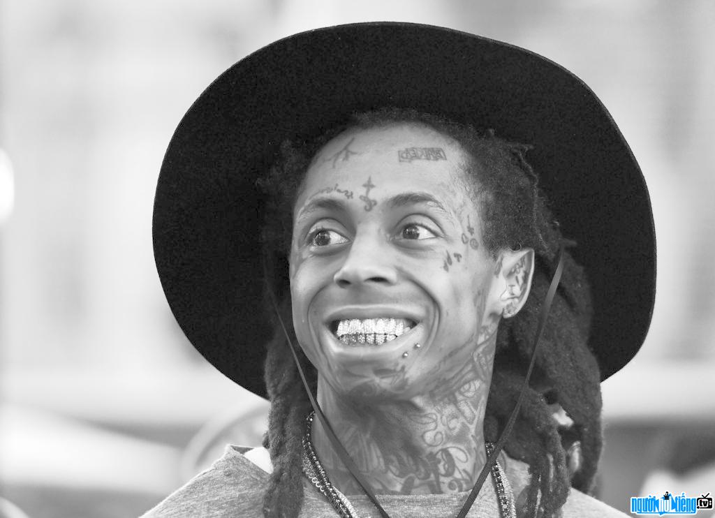 Một bức ảnh mới về Lil Wayne- Ca sĩ Rapper nổi tiếng New Orleans- Louisiana
