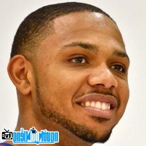Latest picture of Eric Gordon Basketball Player
