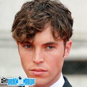 Latest picture of Actor Tom Hughes