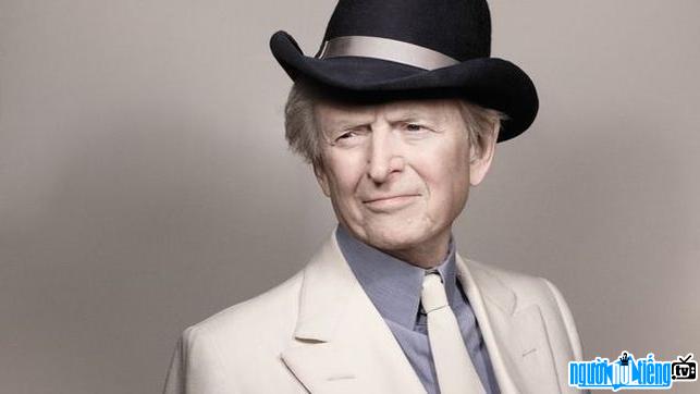 Image of Tom Wolfe