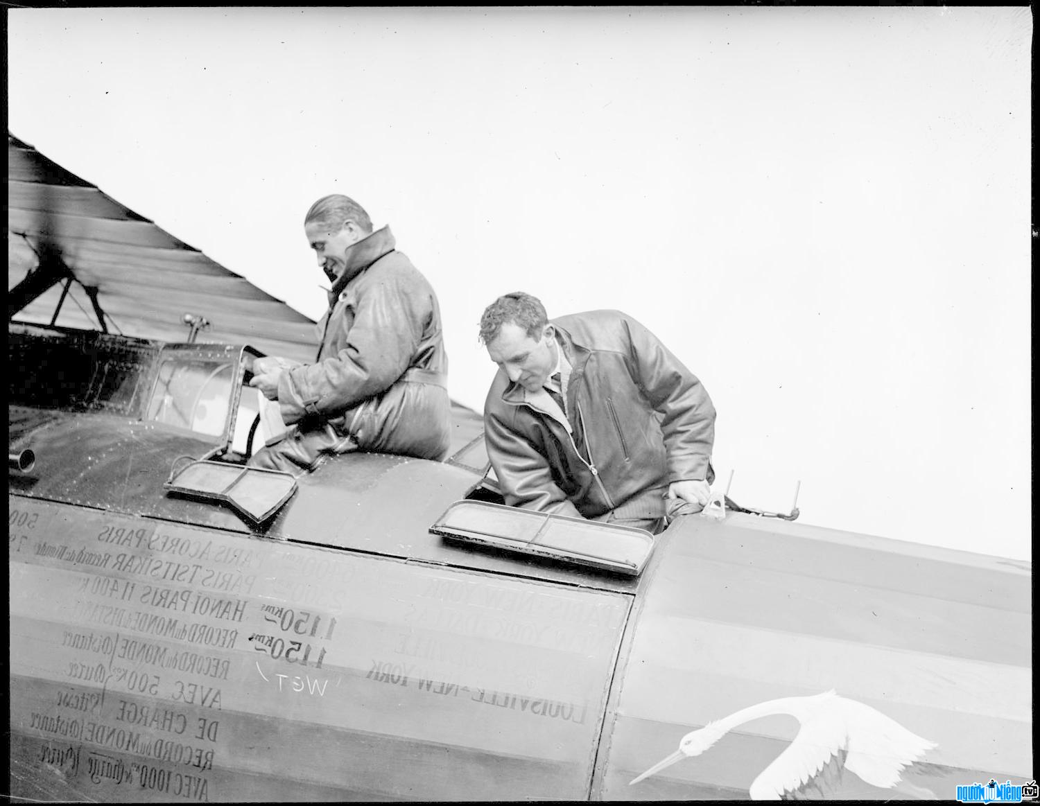 Picture of pilot Dieudonne Costes preparing to fly