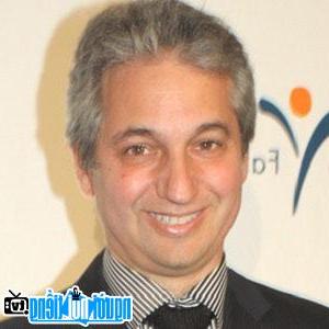 A new photo of David Shore- Famous Canadian TV Producer
