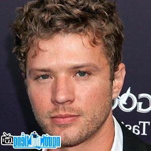 A New Picture of Ryan Phillippe- Famous Actor New Castle- Delaware