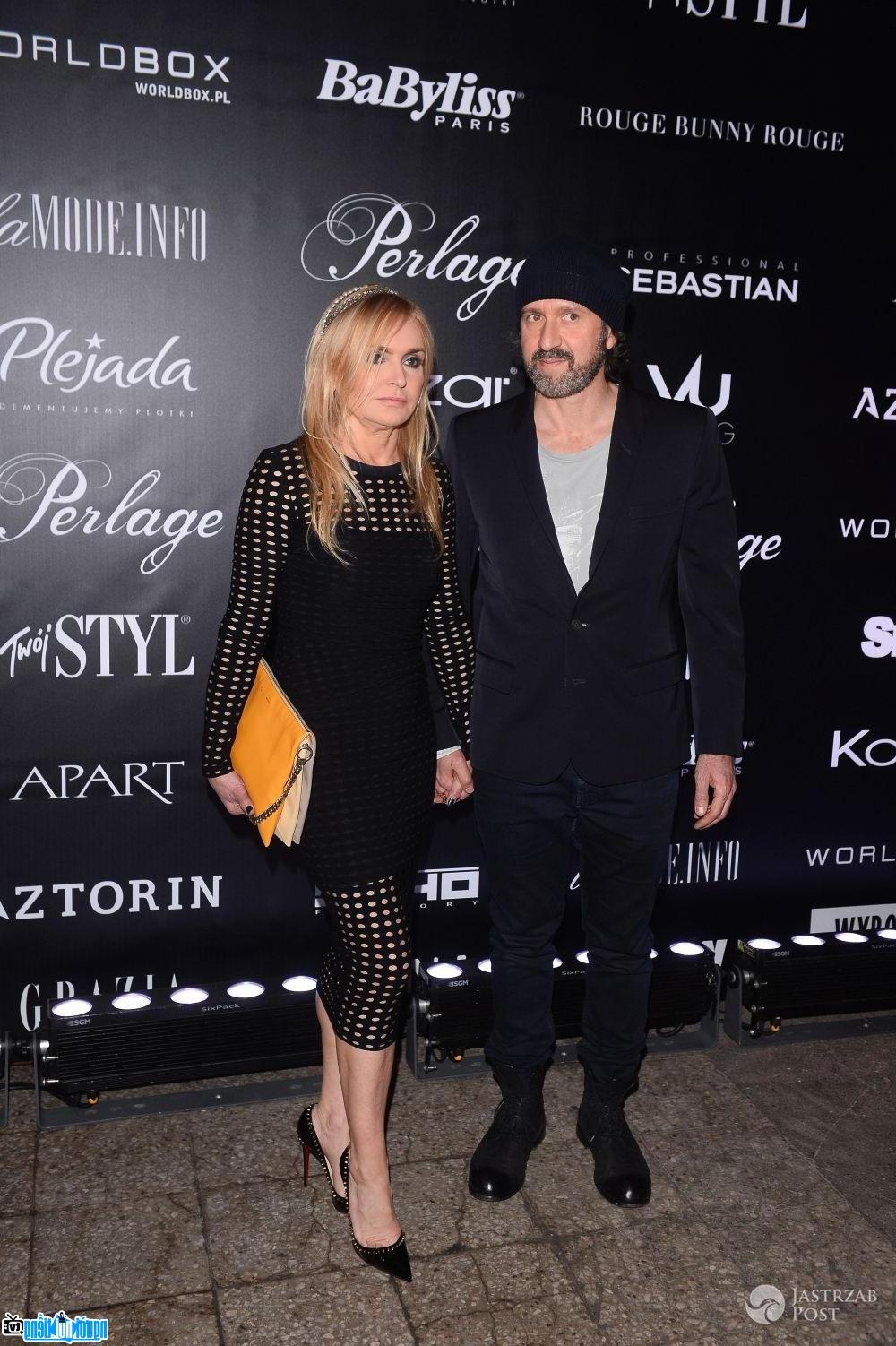 Journalist Monika Olejnil appeared with her boyfriend at an event