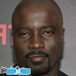 Latest Picture of TV Actor Mike Colter