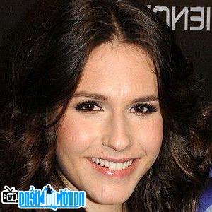 Latest Picture of Television Actress Erin Sanders