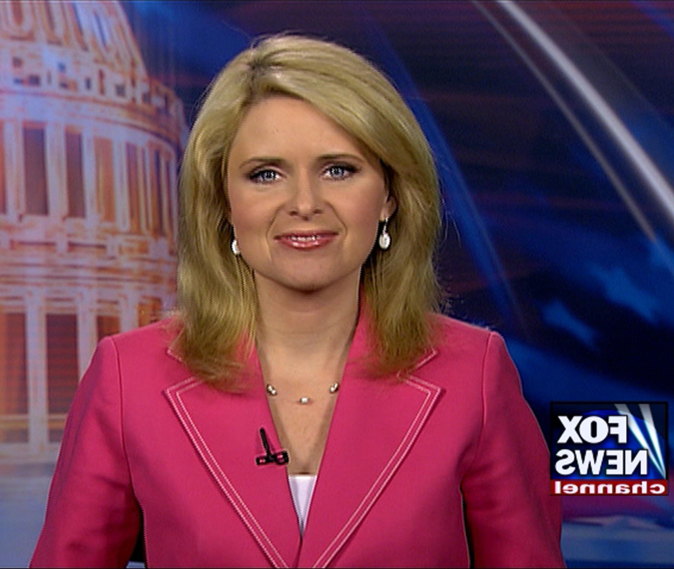 Nhà báo Molly Henneberg trên chương trình Fox News