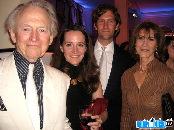 Journalist Tom Wolfe Happy with a small family