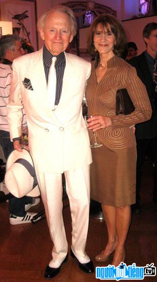  Journalist Tom Wolfe with his wife