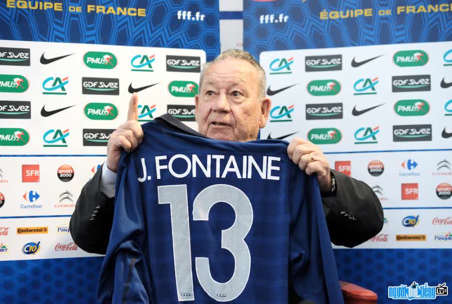 The last image of football legend Just Fontaine