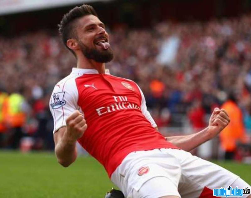 Olivier Giroud Soccer Player Picture celebrating after a goal