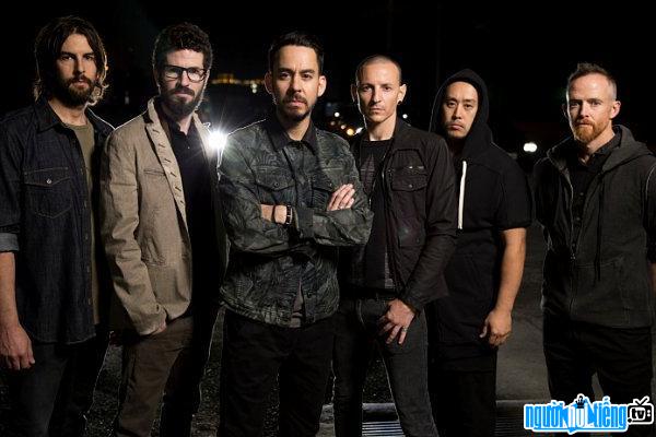 Rock Singer Chester Bennington and Band Linkin Park