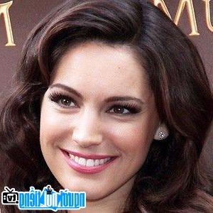 A portrait picture of TV presenter Kelly Brook picture