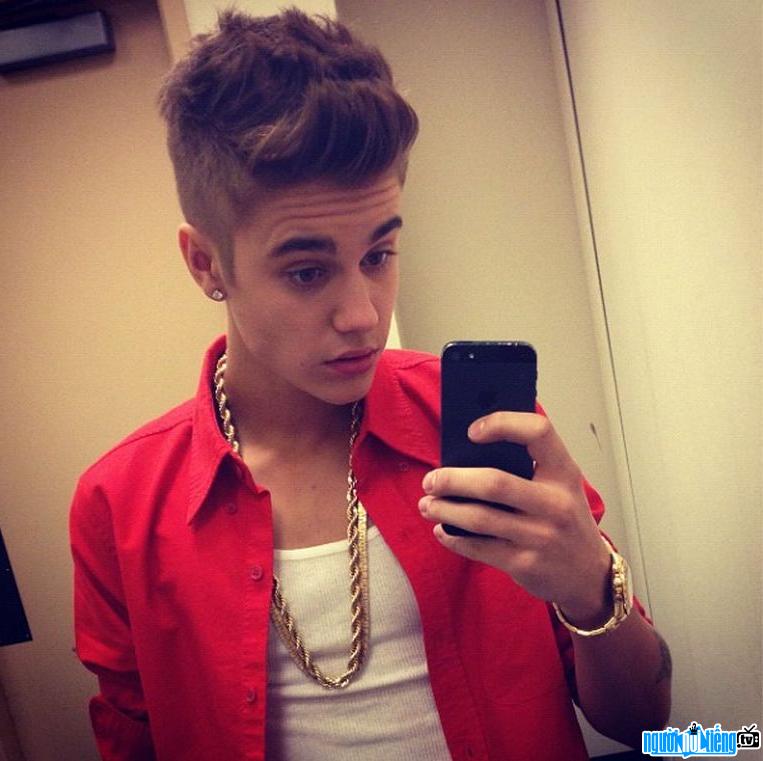  Latest pictures of male singer Justin Bieber