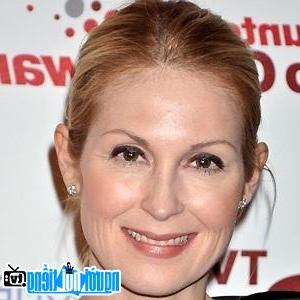 Portrait of Kelly Rutherford