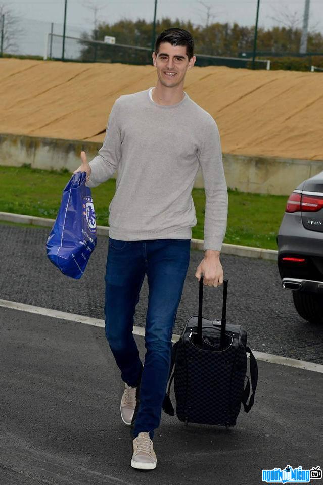 Thibaut Courtois on the trip home
