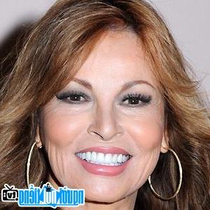 A New Picture Of Raquel Welch- Famous Actress Chicago- Illinois