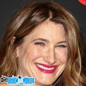 A New Picture of Kathryn Hahn- Famous Illinois TV Actress
