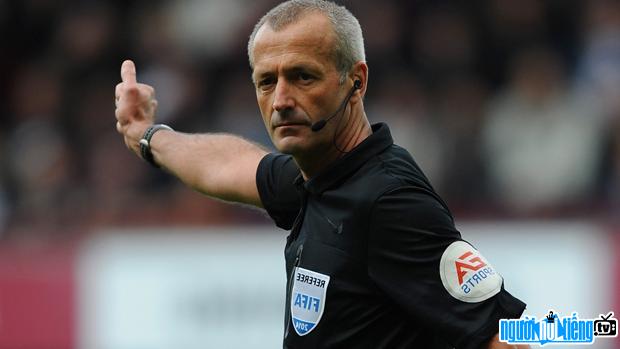 Martin Atkinson famous referee in England