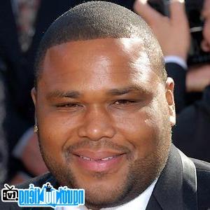 A New Picture of Anthony Anderson- Famous TV Actor Compton- California