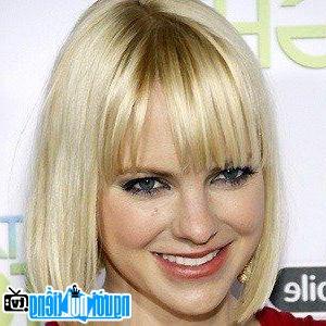 Latest Picture Of Actress Anna Faris