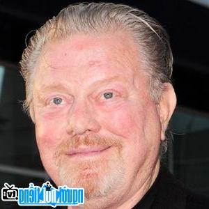 Latest picture of TV Actor William Lucking