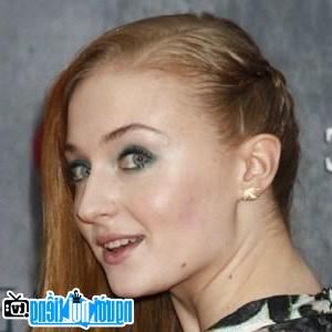 Photo portrait of Sophie Turner