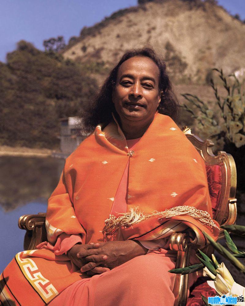 Hình ảnh về Yogi Paramahansa Yogananda