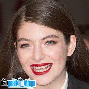 Latest Picture Of Pop Singer Lorde