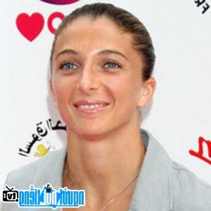 Một hình ảnh chân dung của VĐV tennis Sara Errani