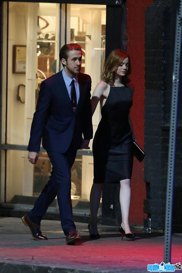 Hình ảnh diễn viên Ryan Gosling và nữ diễn viên Emma Stone trong phim "La la Land"